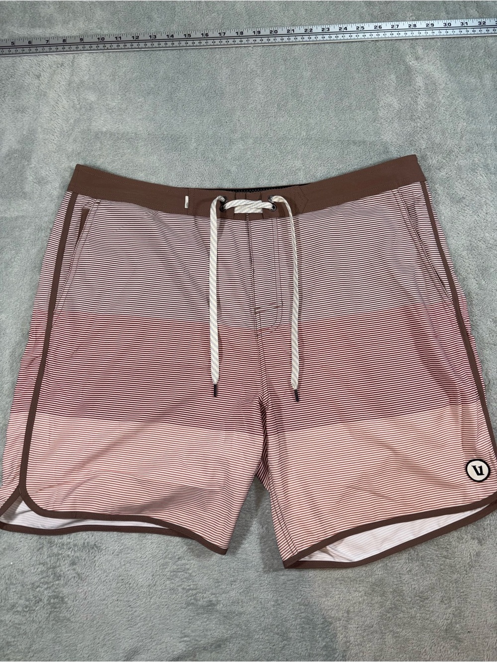 Vuori Cruise Boardshorts Chestnut Wave Stripe Swim Trunks Men's
